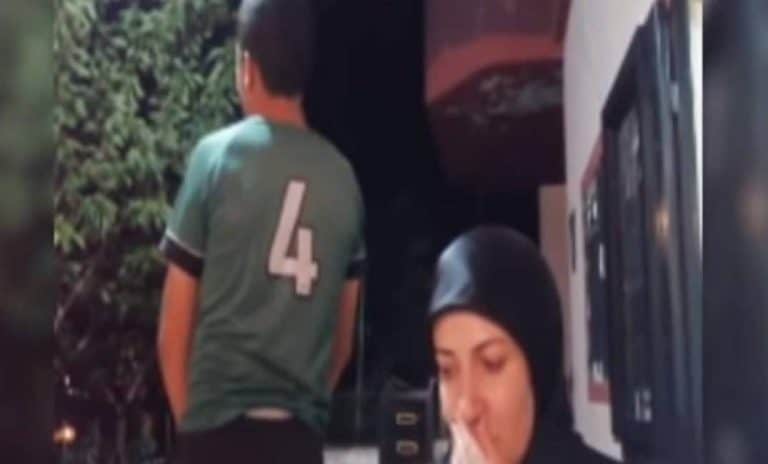 “شاهد” ولن تصدق.. إعلامي لبناني يفجر مفاجأة في قضية “ذئاب لبنان” مغتصبي الطفل السوري وهذا ما فعلته والدته! الطفل السوري المغتصب watanserb.com