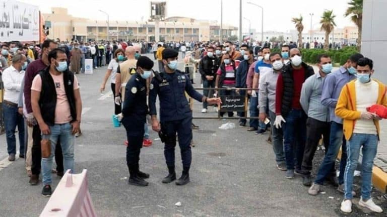 المصريون في الكويت watanserb.com