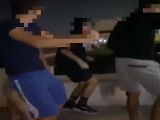 “لا احترام للحداد على روح الامير الراحل” … فيديو رقص “صاخب” يثير غضب الكويتيين! رقص مراهقين في الكويت خلال فترة الحداد على الأمير صباح الأحمد watanserb.com