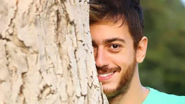 مفاجأة استفزّت الفتيات المغربيات .. سعد لمجرد على علاقة غرامية بفتاة تونسية يريد الزواج منها | القصة الكاملة سعد لمجرد watanserb.com