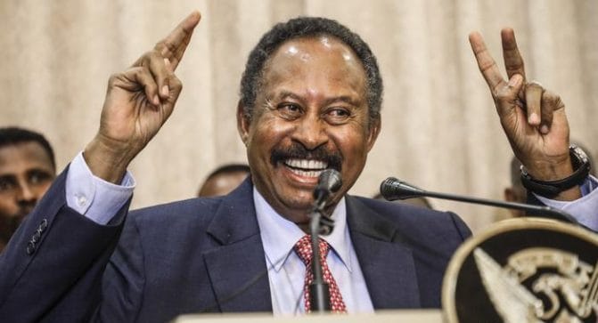 السودان رضخ لوسوسة الشيطان حتى يرضى عنه ترامب.. تفاصيل صفقة “خلع السراويل” تمهيداً لإتمام عقد النكاح مع إسرائيل عبدالله حمدوك watanserb.com