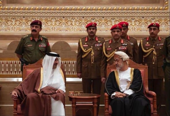 هيثم بن طارق وأمير قطر الامير تميم بن حمد watanserb.com