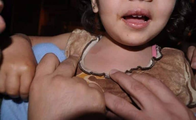 اغتصاب طفلة في المغرب-مغربي ابنة عشيقته watanserb.com