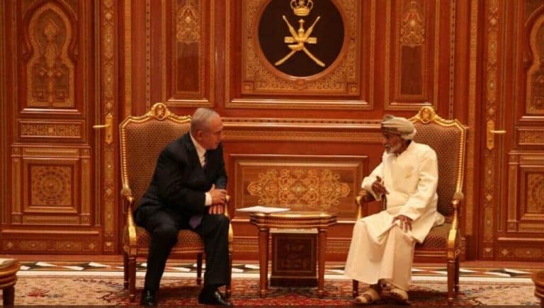 السلطان قابوس ونتنياهو watanserb.com