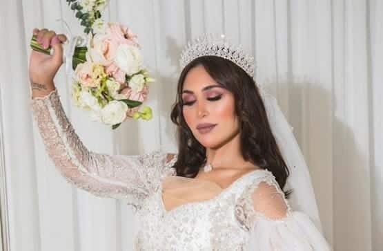 “شاهد” كيف أغاظت الفاشینیستا الكویتیة الدكتورة خلود مشاهير الخليج الذين فضحهم “سناب شات” الفاشینیستا الكویتیة الدكتورة خلود تغيظ مشاهير الخليج الذين فضحهم سناب شات watanserb.com