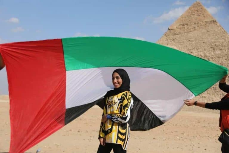 المواطنة الإماراتية شيخة أحمد watanserb.com