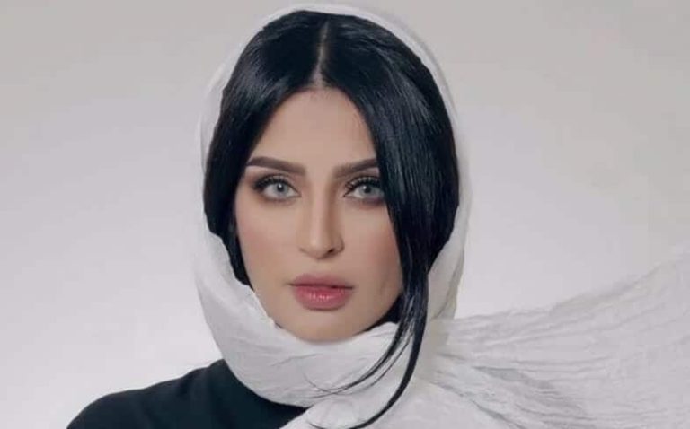 سفالة على الهواء مباشرة.. “شاهد” بدور البراهيم تثير غضب السعوديين بما فعلته مع عبدالرحمن المطيري! بدور البراهيم تثير ضجة بإعلان النقاب watanserb.com