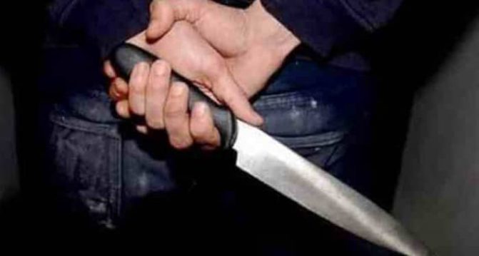 جريمة غريبة في لبنان: مقيم سريلانكي يحاول قتل حبيبته ثم نفسه في مطبخ الشركة معاشرة في لبنان watanserb.com