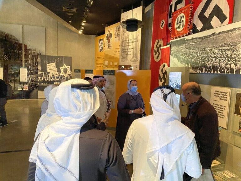 المطبعون العرب watanserb.com