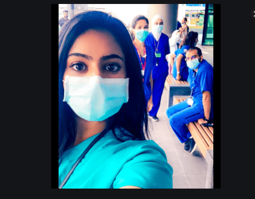 طبيبة كويتية تنفجر غضباً من تصرف “وافد وقح” مع والدها: “أدوس على رأسك ورأس الكويتيين” حصى الجويهل watanserb.com