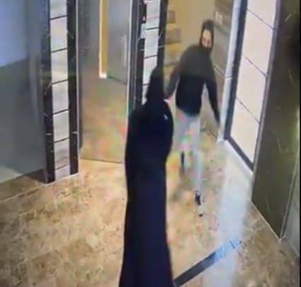 “شاهد” مفاجأة غير متوقعة بشأن “فيديو” سحل المرأة المنتقبة في السعودية وتعريتها! سيدة مكة watanserb.com