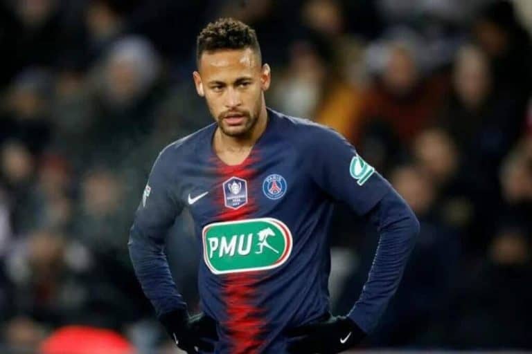 نيمار والبشرى السارة إلى عشاقه بعد تأهل باريس سان جيرمان نيمار watanserb.com