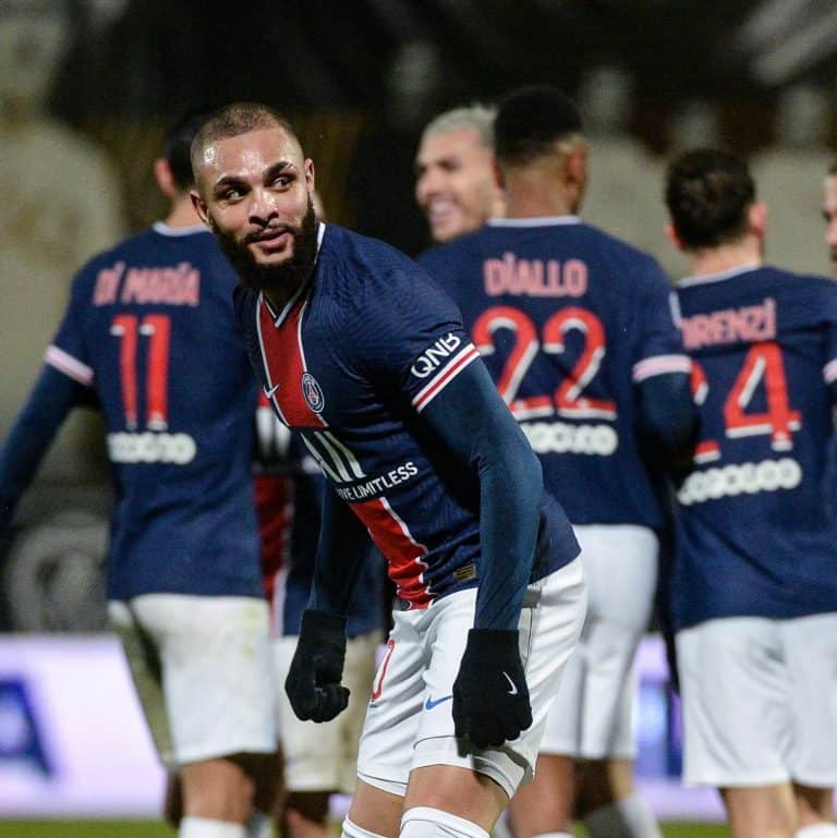 باريس سان جيرمان يعود من ميدان أنجيه بثلاثة نقاط ثمينة ليتصدر مؤقتاً ترتيب الدوري الفرنسي لايفن كورزاوا watanserb.com