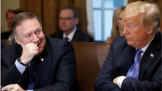 موظف غاضب من ترامب ينهي ولايته وهذا ما حدث في وزارة الخارجية الأمريكية وأثار جدلاً واسعاً ترامب ومايك بومبيو watanserb.com