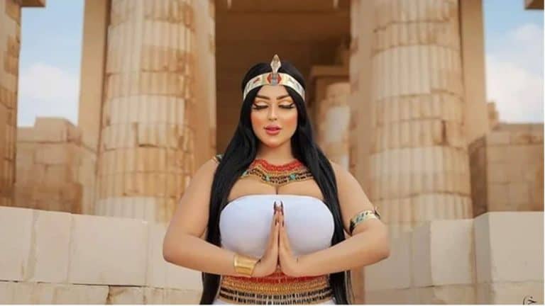 “مايوه أصفر مع قبعة مميزة”.. سلمى الشيمي تواصل التعري بإطلالة فاضحة على البحر ولم تتعلم من درس “سقارة” سلمى الشيمي watanserb.com