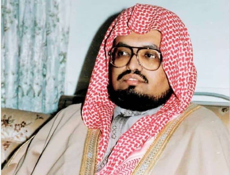 علي جابر يتصدر ترند السعودية بتلاوات نادرة ومميزة .. ماذا تعرف عن إمام الحرم الراحل؟! علي جابر يتصدر الترند في السعودية بتلاوات مميزة watanserb.com