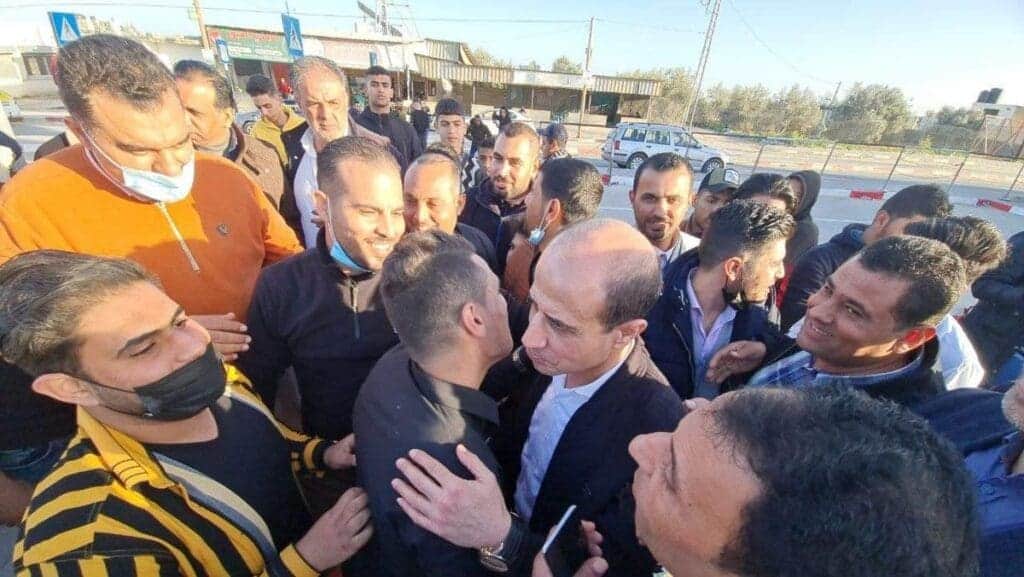 عودة مفاجئة لرجال محمد دحلان إلى غزة