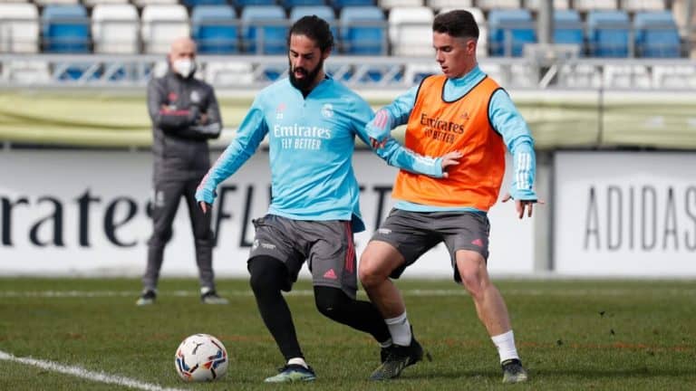 فريق ريال مدريد الإسباني watanserb.com