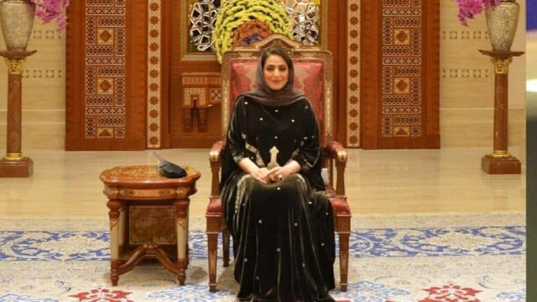 ما الذي فعلته زوجة السلطان هيثم بن طارق حتى تصدر اسمها “التريند” في سلطنة عمان زوجة السلطان هيثم بن طارق watanserb.com