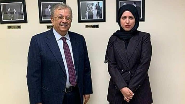 لقاء ودي بين علياء آل ثاني وعبد الله المعلمي watanserb.com