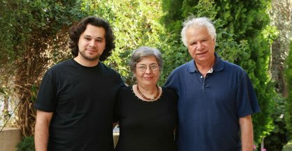 وفاة الشاعر مريد البرغوثي