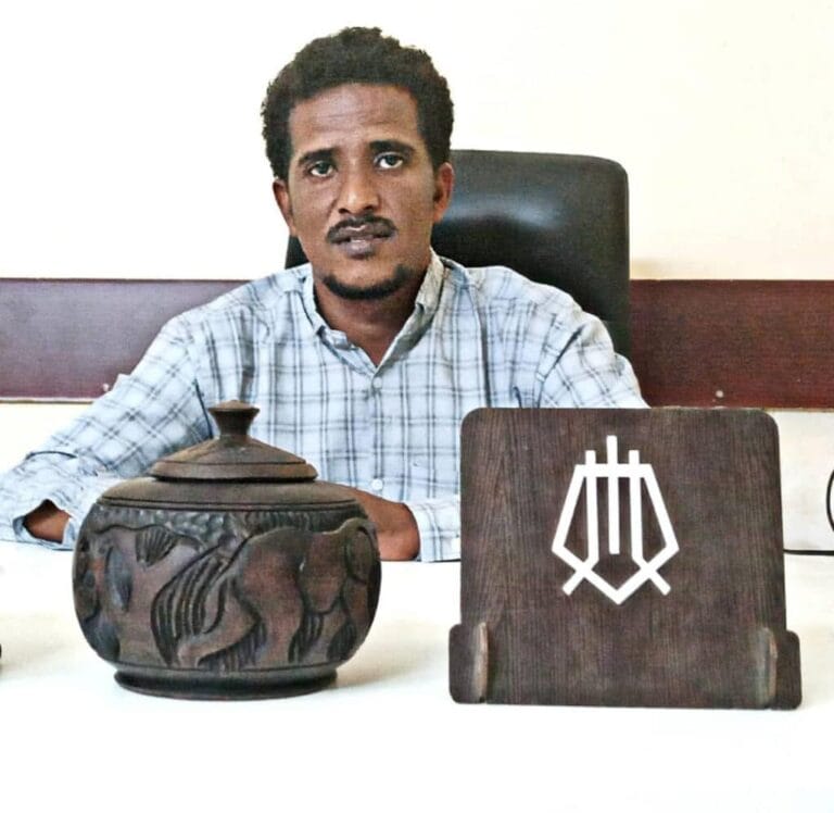 الأمين العام لحزب المؤتمر السوداني محمد يوسف سيد أحمد watanserb.com