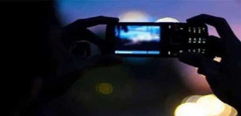 بعد فدوى سلام وأميرة الشنفري.. القضاء العماني يؤدب مواطنين خدشا الحياء العام بفعل فاضح القضاء العماني يؤدب مواطنين خدشا الحياء العام watanserb.com