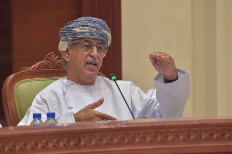 أحمد السعيدي وزير الصحة العماني watanserb.com
