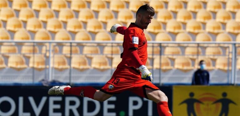 هدف خارفي في الدوري البرتغالي للدرجة الثانية watanserb.com