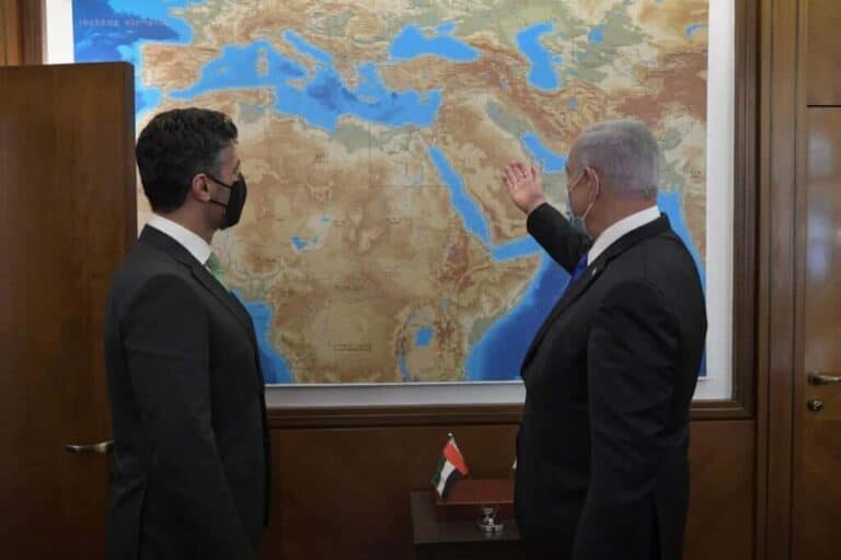 استقبال حافل للسفير الاماراتي في إسرائيل watanserb.com