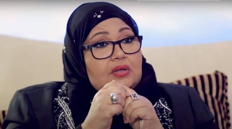 الفنانة الكويتية انتصار الشراح في خطر .. دخلت العناية المكثفة بمستشفى الاميري بسبب هذا الأمر الفنانة الكويتية انتصار الشراح في قسم العناية المركزة بعد تعرضها لنقص بالأكسجين و بكتيريا بالدم watanserb.com