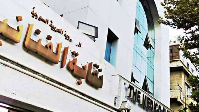 من هي الفنانة السورية الشهيرة التي عثر على جثتها بعد يومين من الوفاة متحللة وفاة الفنانة آمنة شعبان watanserb.com