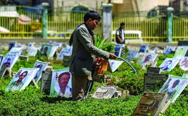 السعودية تعرض على الحوثيين مبادرة سلام لوقف الحرب على اليمن watanserb.com