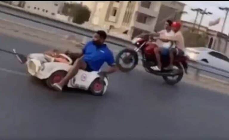 مستهترون في سلطنة عمان watanserb.com