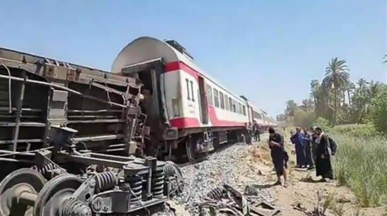 قطار سوهاج watanserb.com