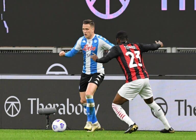 مباراة نابولي وميلان الإيطالي watanserb.com