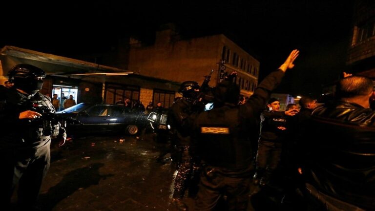 اطلاق نار أمام الديوان الملكي الاردني watanserb.com