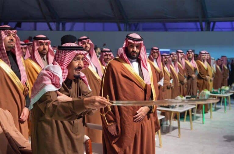 الإعدام يهدد حياة 80% ممن يُحاكمون في السعودية بجرائم ارتكبوها وهم قُصر! الملك سلمان وولي عهده watanserb.com