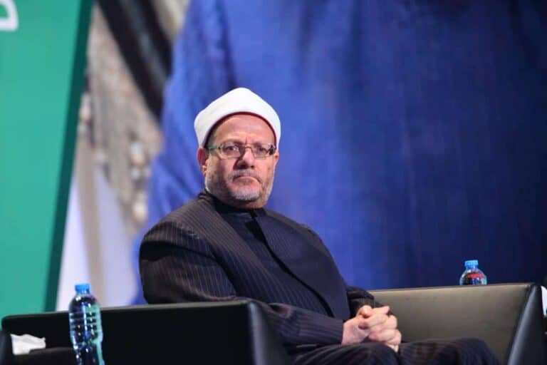 مفتي مصر يجامل السيسي على حساب الدين: إخراج الزكاة لصندوق “تحيا مصر” جائز شوقي علام صندق تحيا مصر watanserb.com
