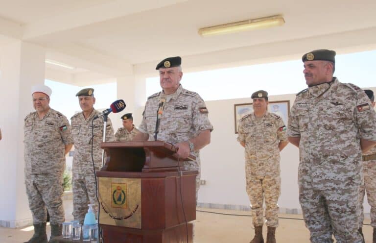 يوسف الحنيطي watanserb.com