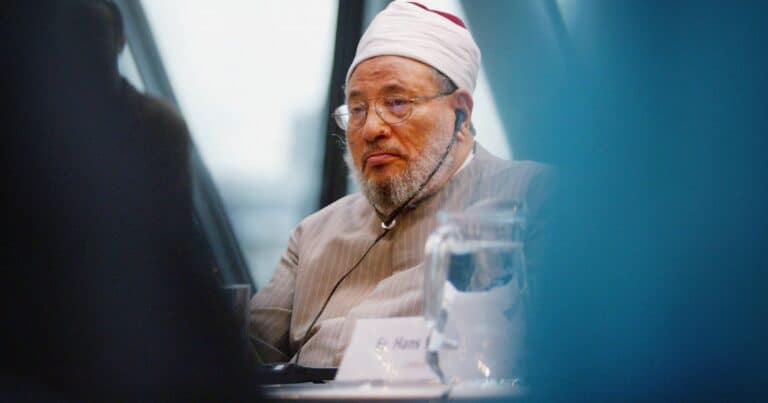 آخر تطوّرات الحالة الصحية للشيخ يوسف القرضاوي بعد أيام من إصابته بكورونا يوسف القرضاوي watanserb.com