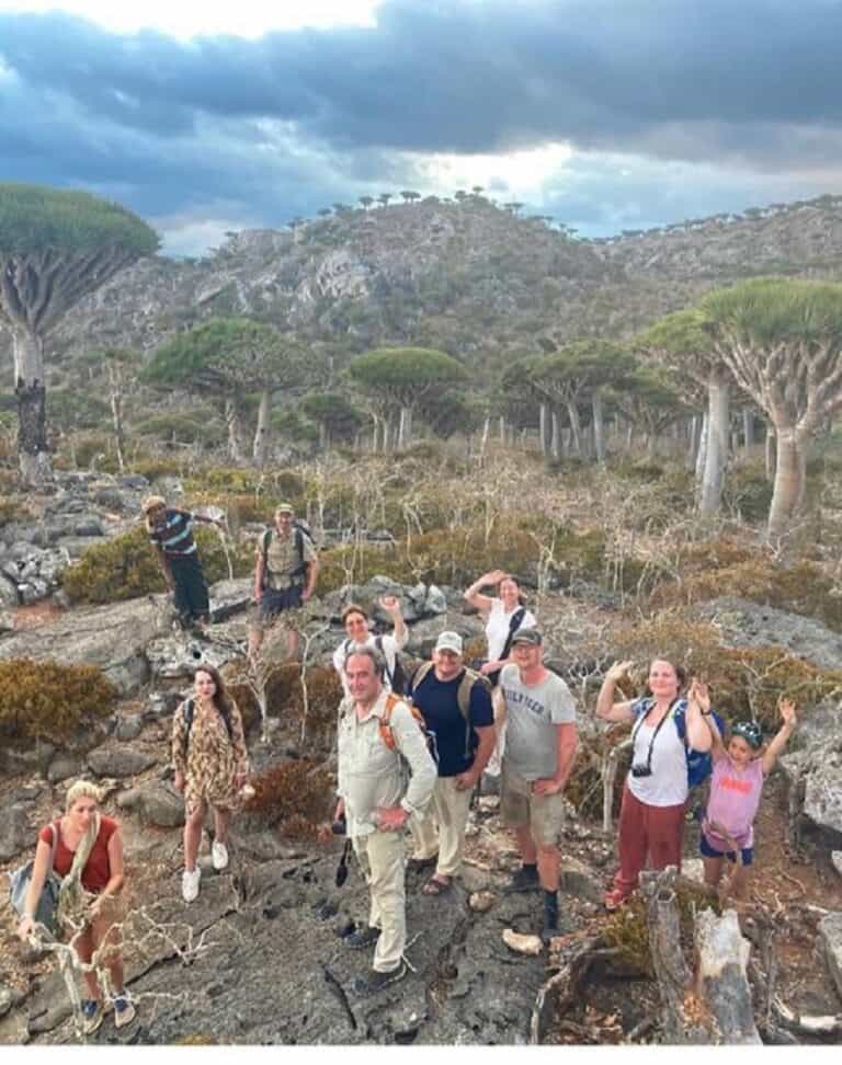 أبوظبي تسير أفواجاً من السياح الأجانب إلى أرخبيل سقطرى باليمن watanserb.com