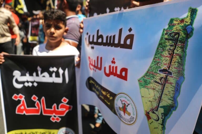 بلومبيرغ: حماس نسفت في 11 يوما عمليات التطبيع مع إسرائيل والدول الراغبة بالتطبيع ستفكر مليا التطبيع مع إسرائيل watanserb.com