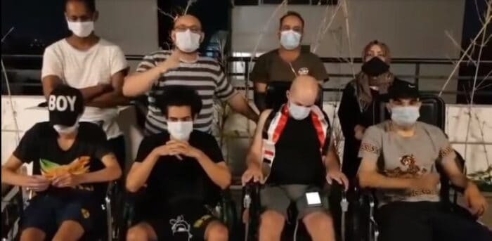 طردوا من المستشفيات بسبب كورونا.. جرحى مظاهرات كربلاء أرسلوا للهند للعلاج ونسيتهم الحكومة! جرحى كربلاء يناشدون الحكومة انقاذهم watanserb.com