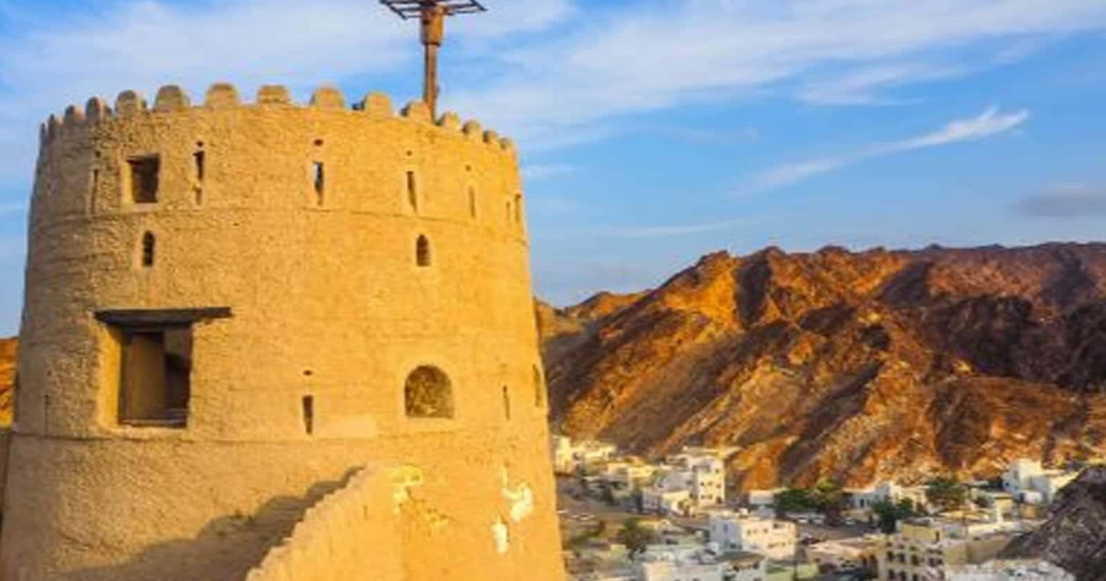 بلومبرغ: سلطنة عمان تجري محادثات مع بنوك لإصدار صكوك سيادية هذا العام سلطنة عمان وصكوك سيادية watanserb.com