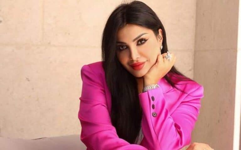 أمل العوضي بساق واحدة عبر السناب watanserb.com