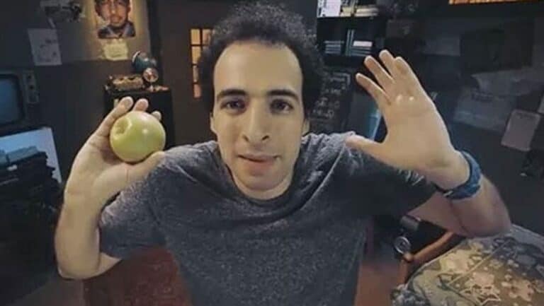 الدحيح يثير ضجة واسعة بعد ظهوره على منصة اماراتية watanserb.com