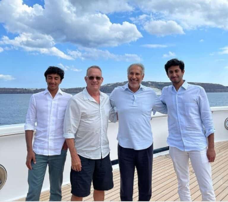 حمد بن جاسم ينشر صورة فاجئ فيها الجميع.. ماذا يفعل مع توم هانكس؟ حمد بن جاسم watanserb.com