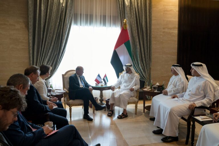 وزير خارجية فرنسا ومحمد بن زايد watanserb.com