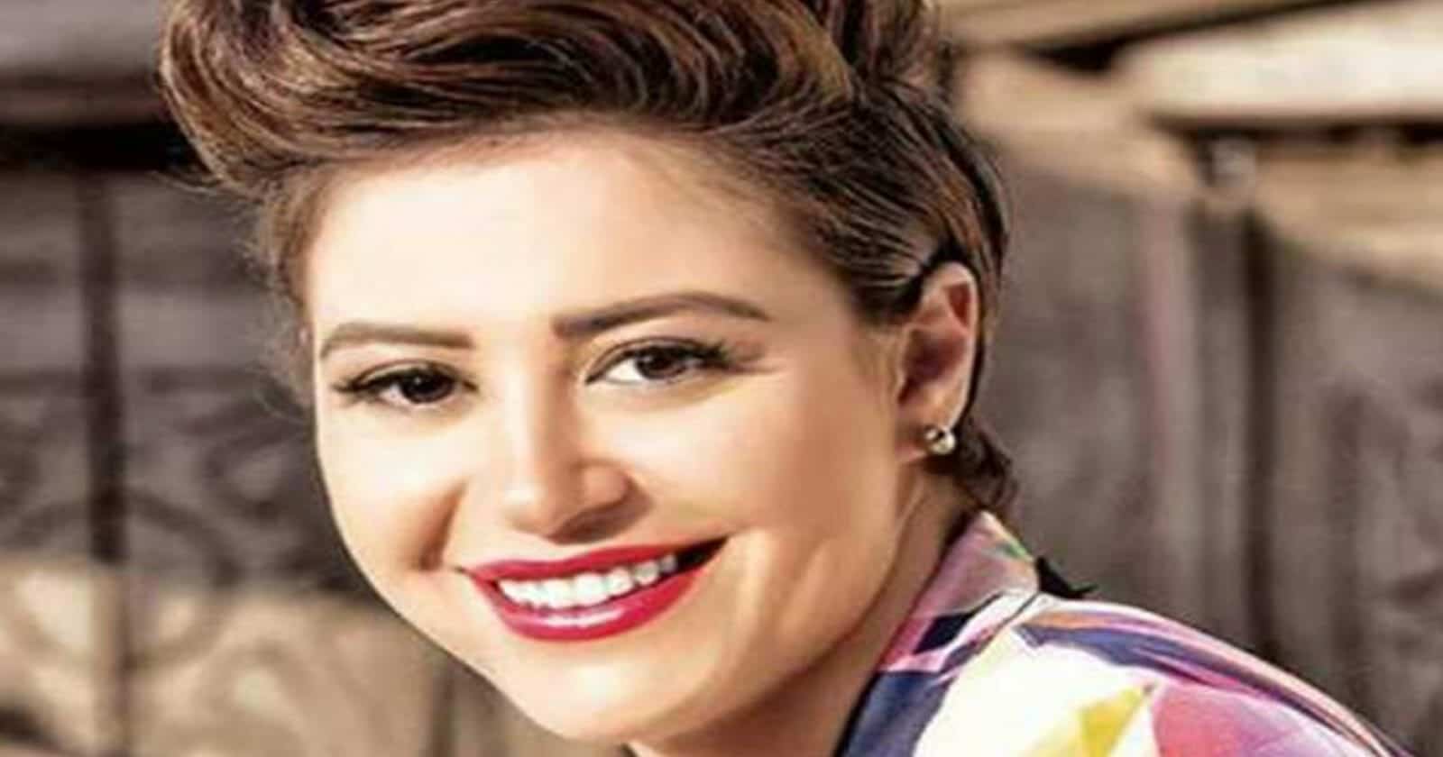 منة شلبي تصدم جمهورها بشكلها في عيد ميلادها الـ39 والمتابعون: “التجميل بهدلها”! عيد ميلاد منة شلبي watanserb.com